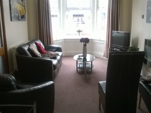 Hazelgrove Guest House Blackpool Dış mekan fotoğraf
