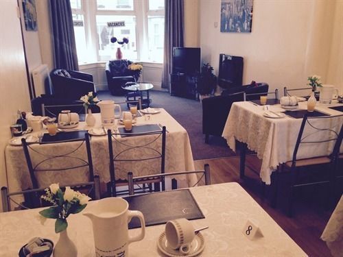 Hazelgrove Guest House Blackpool Dış mekan fotoğraf